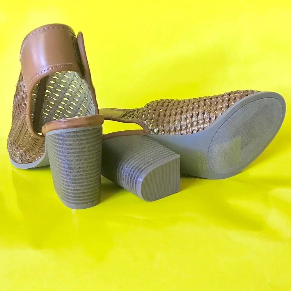 Indigo Rd. Sandals - Picture 6 of 7